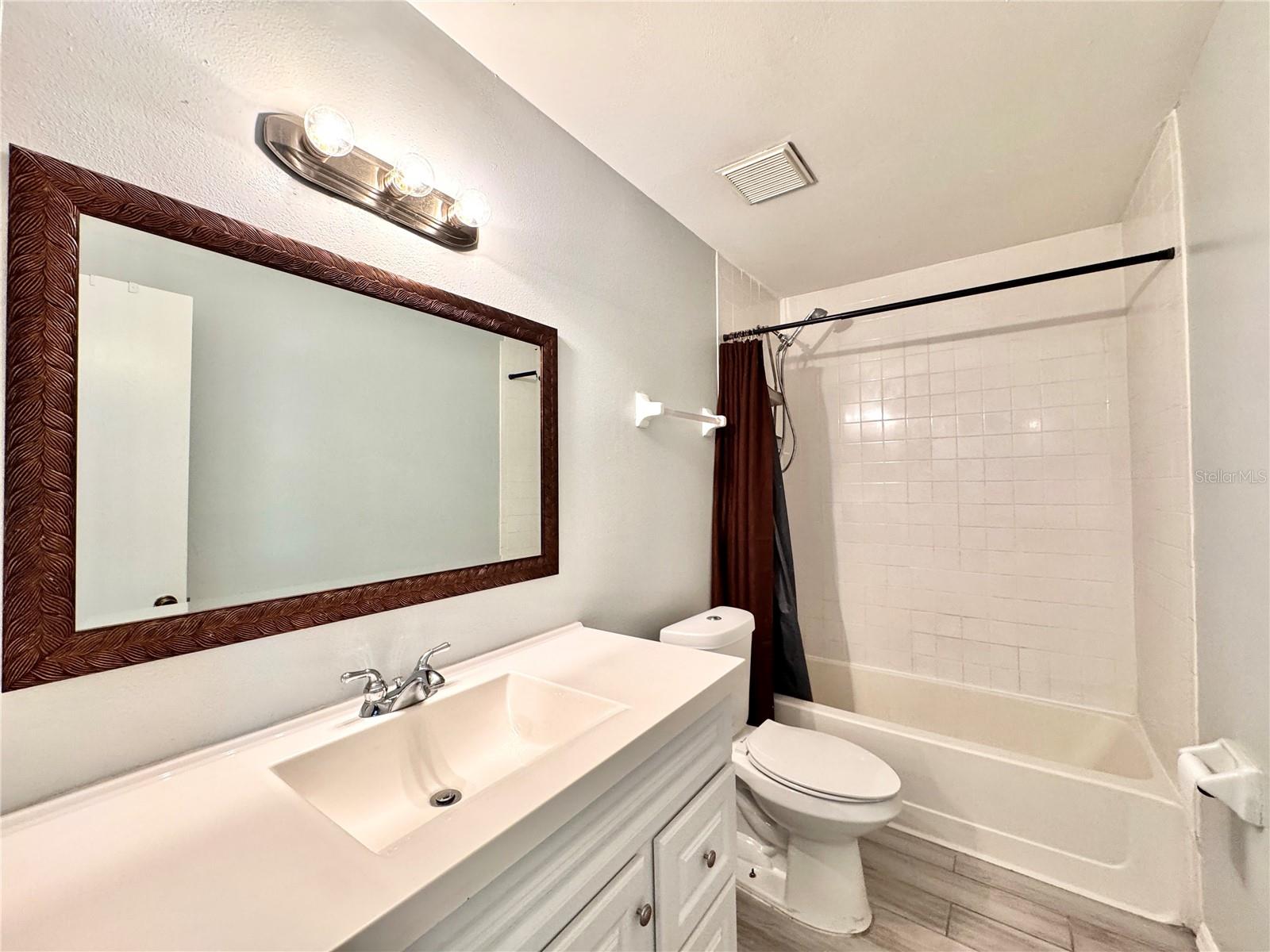 1232 ROMA CT, ORLANDO, FL, 32825