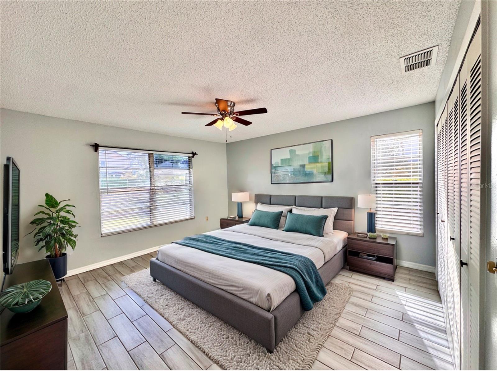 1232 ROMA CT, ORLANDO, FL, 32825