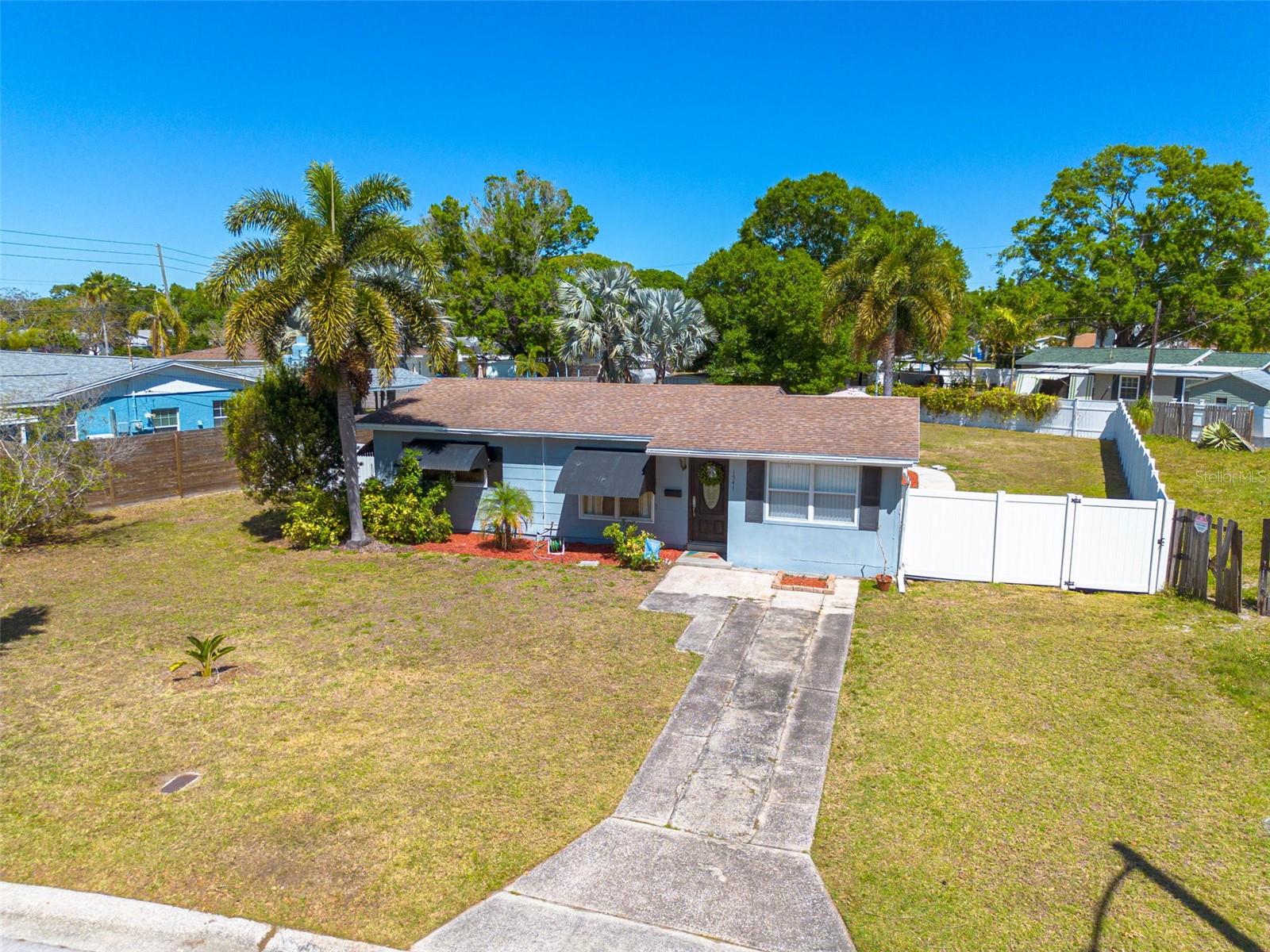 1541 68TH AVE N, ST PETERSBURG, FL, 33702
