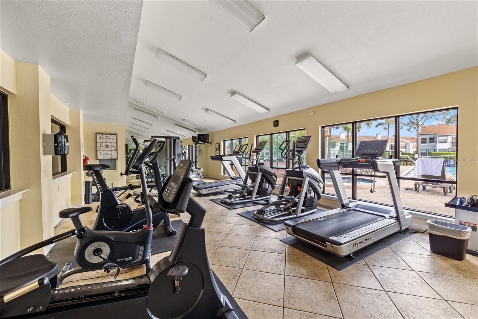 1998 BLUE HAWK CT #1613, CLEARWATER, FL, 33762