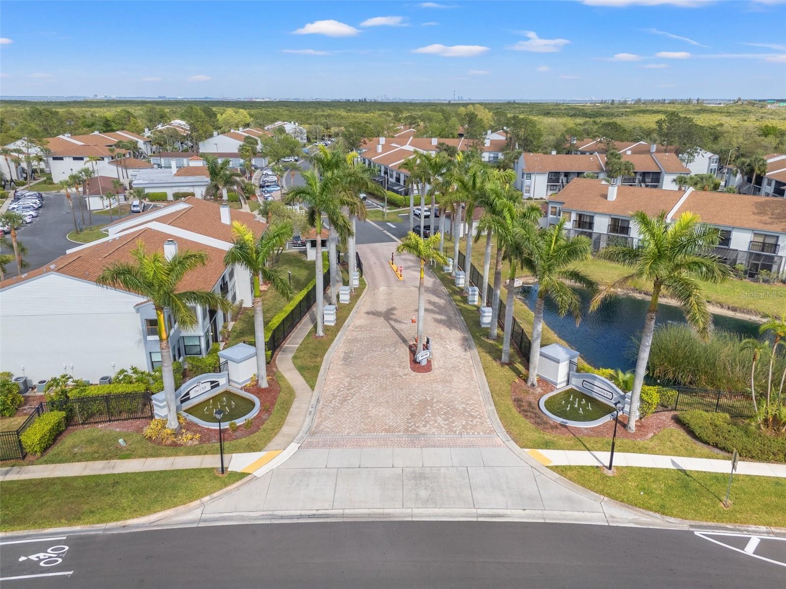 1998 BLUE HAWK CT #1613, CLEARWATER, FL, 33762
