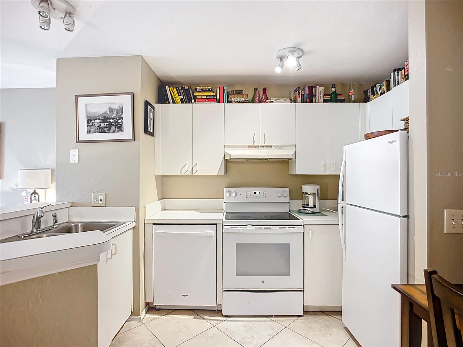 850 S TAMIAMI TRL #207, SARASOTA, FL, 34236