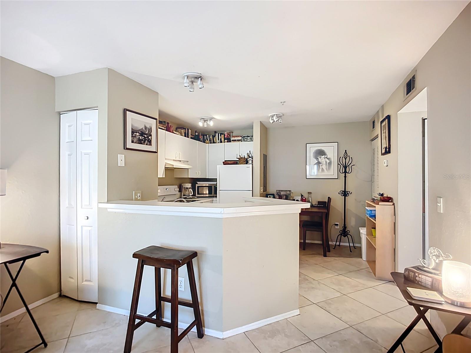 850 S TAMIAMI TRL #207, SARASOTA, FL, 34236