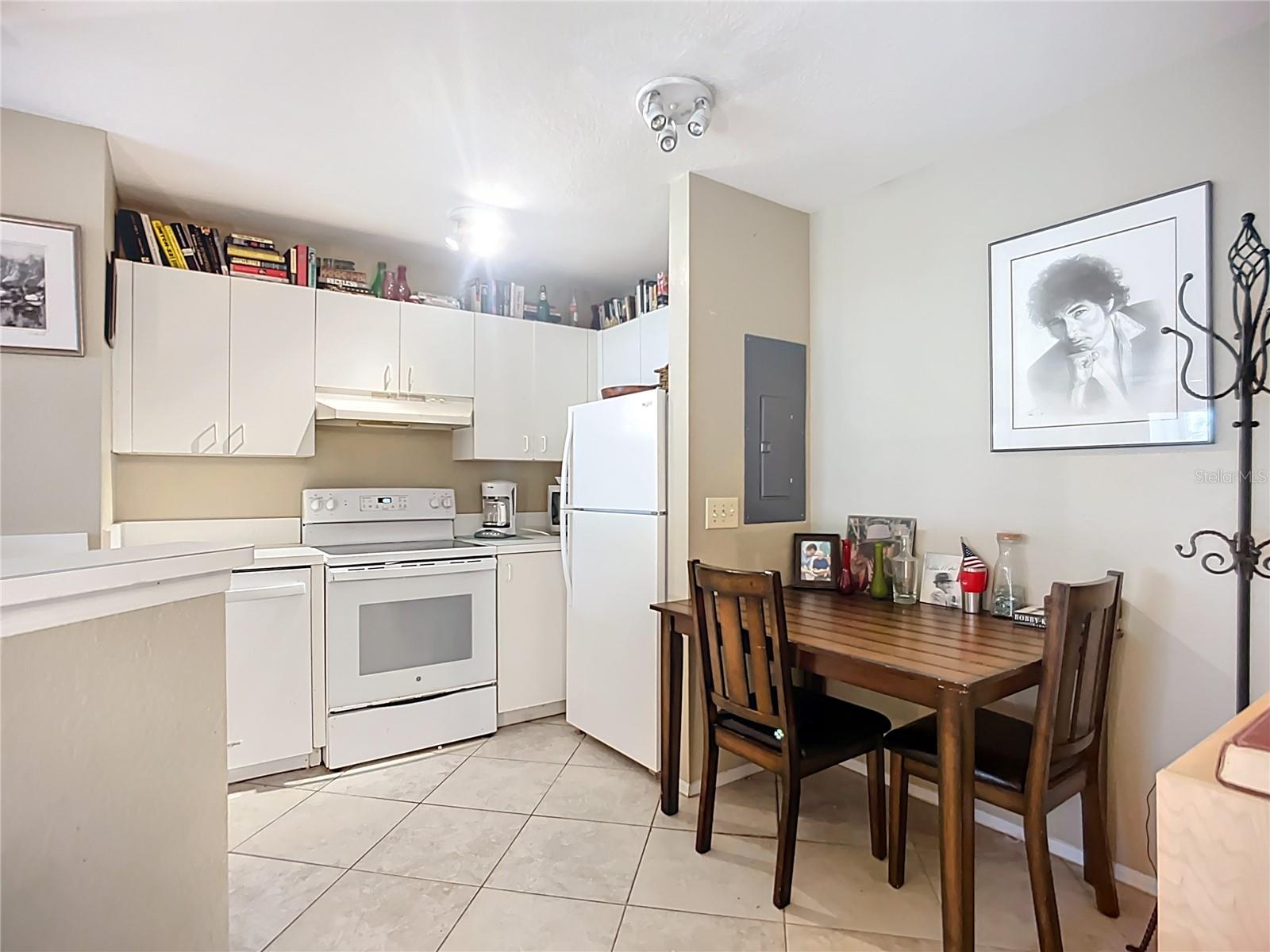 850 S TAMIAMI TRL #207, SARASOTA, FL, 34236