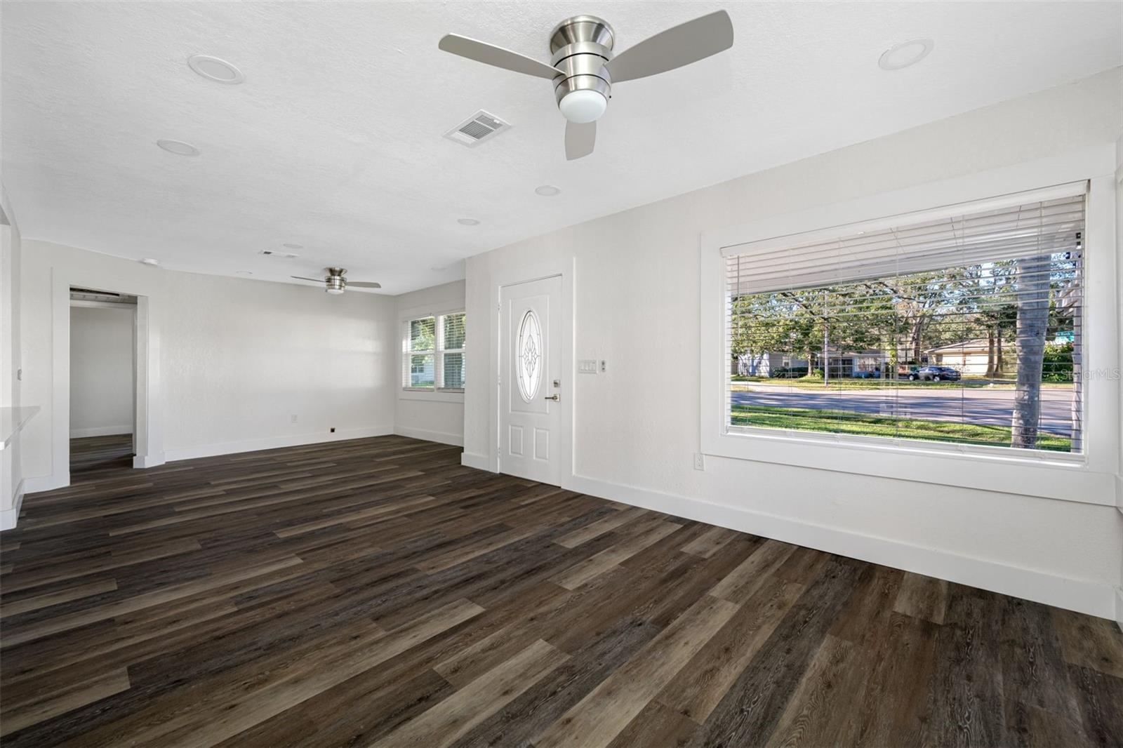 4901 W BARTLETT, TAMPA, FL, 33603