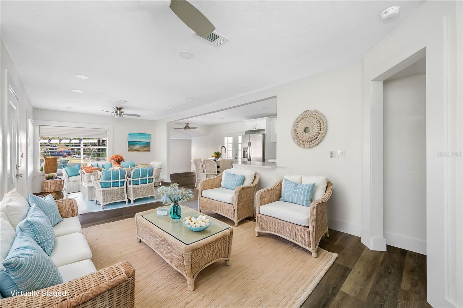 4901 W BARTLETT, TAMPA, FL, 33603
