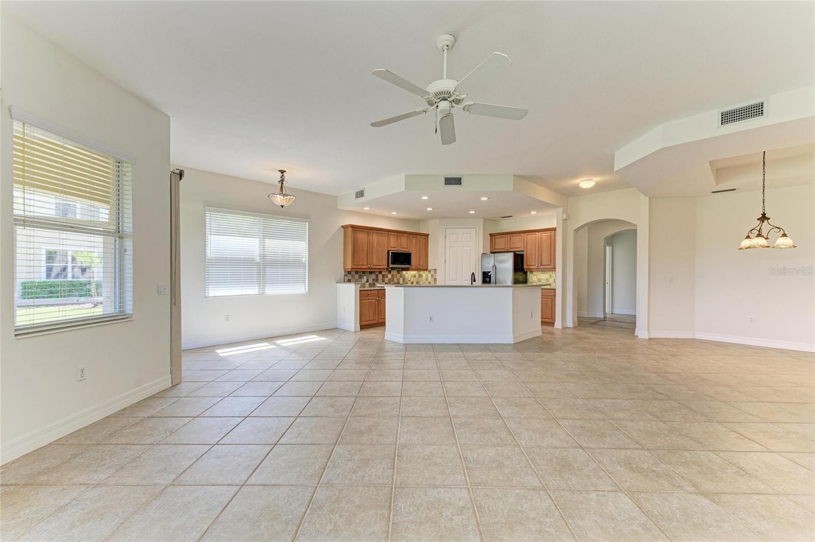 9429 DISCOVERY TER #102B, BRADENTON, FL, 34212