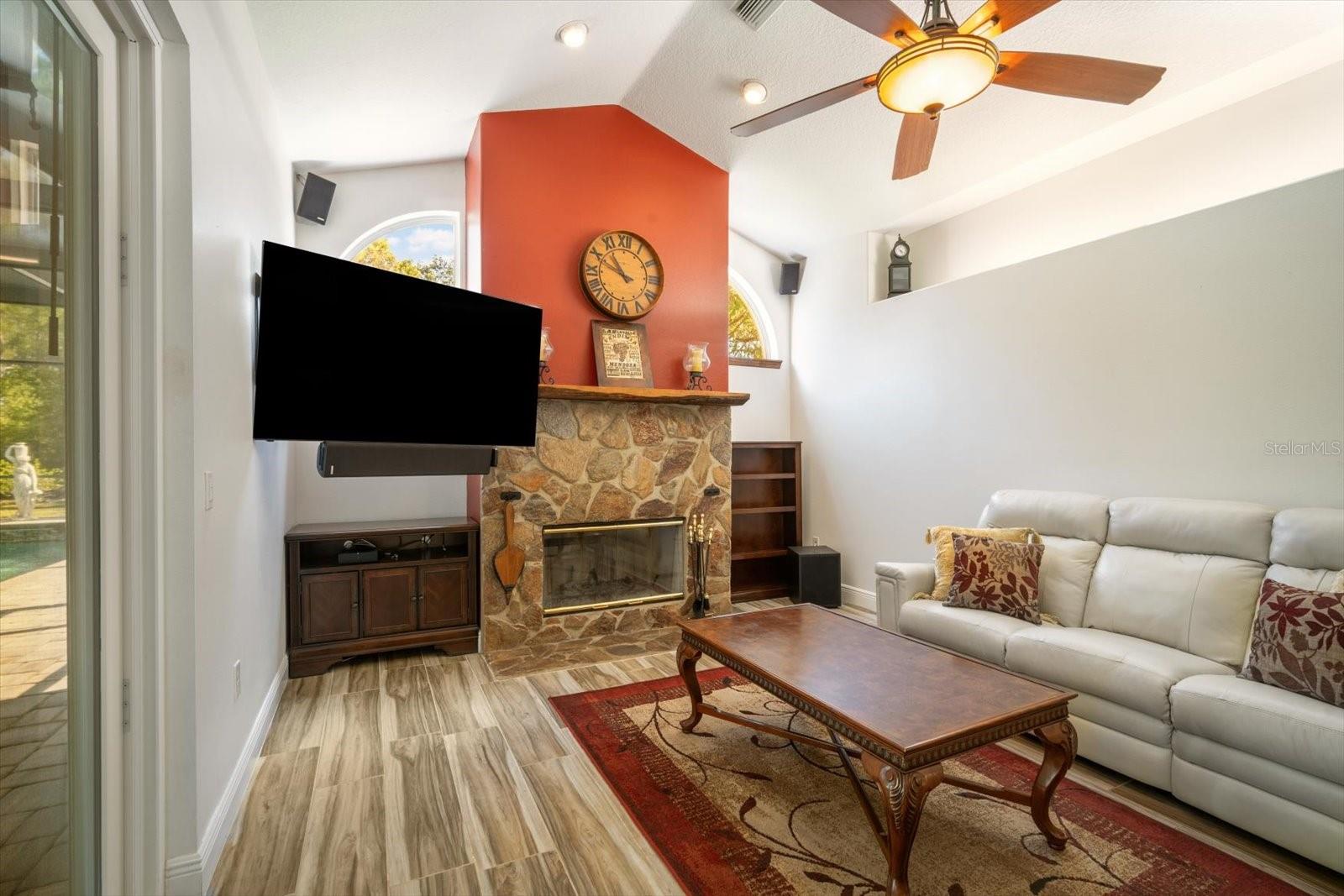 231 SUNDANCE TRL, WIMAUMA, FL, 33598