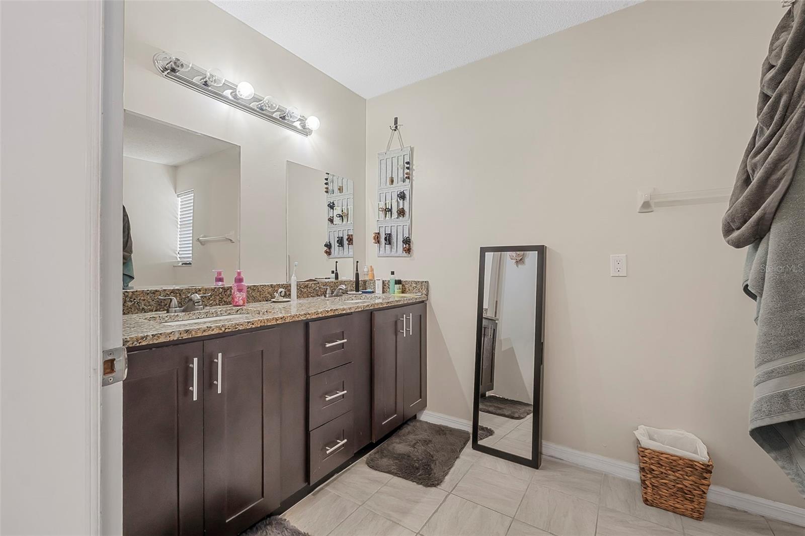 179 FRONTIER DR, PALM COAST, FL, 32137