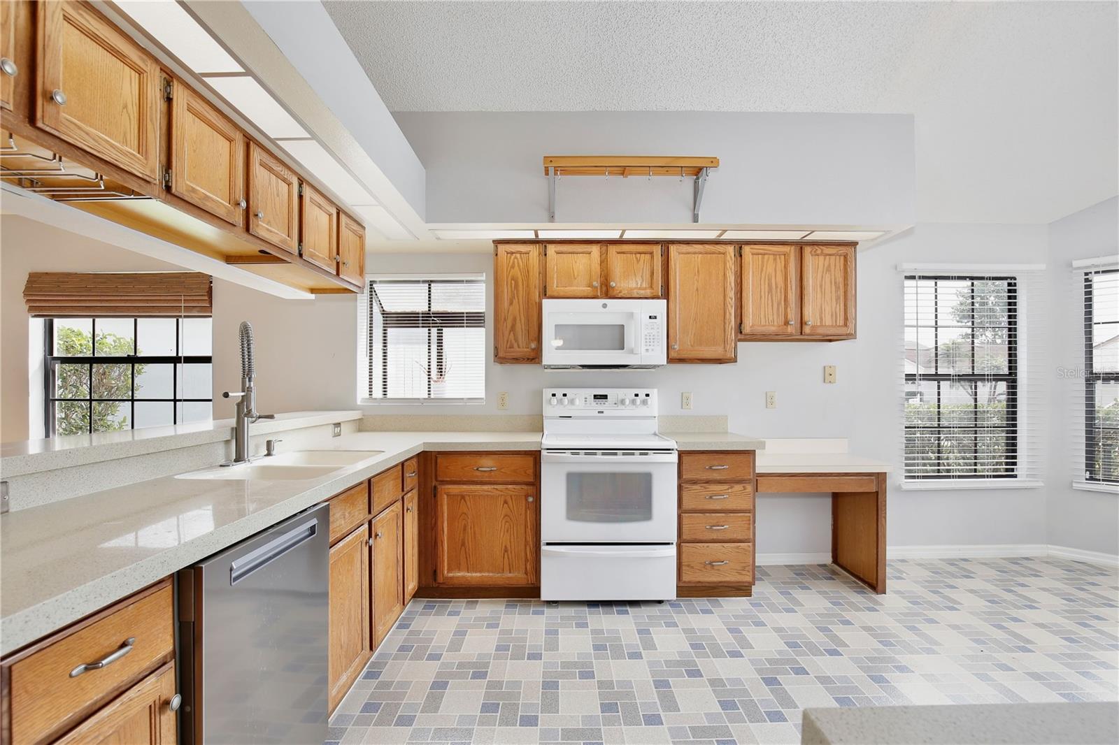 5939 PETUNIA LN, ORLANDO, FL, 32821