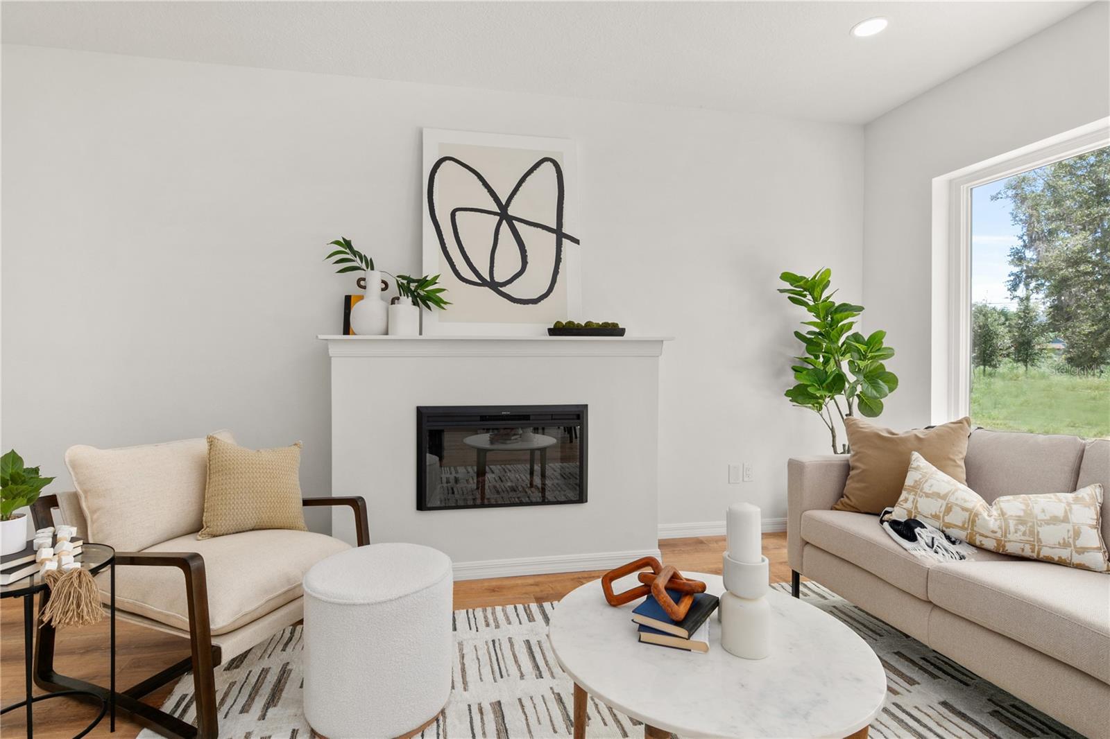 650 E LIBERTY AVE, MOUNT DORA, FL, 32757