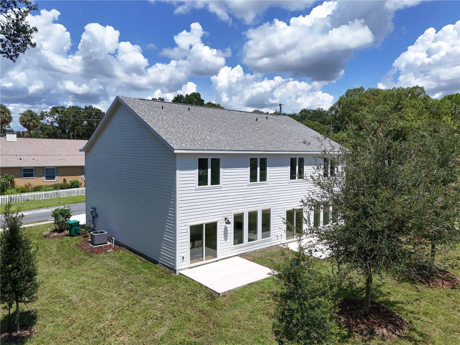 650 E LIBERTY AVE, MOUNT DORA, FL, 32757