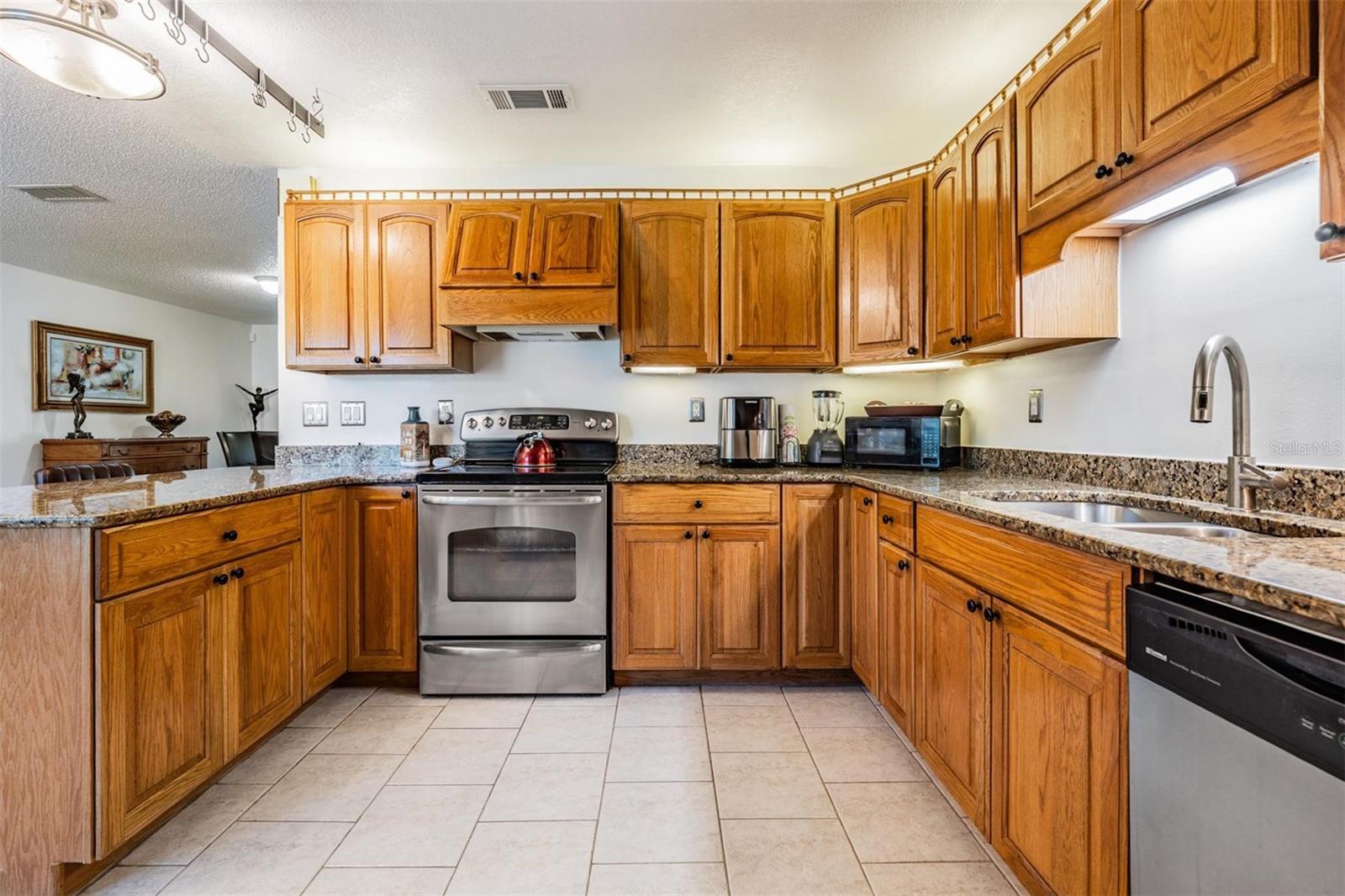 2755 MERLIN WAY, CLEARWATER, FL, 33761