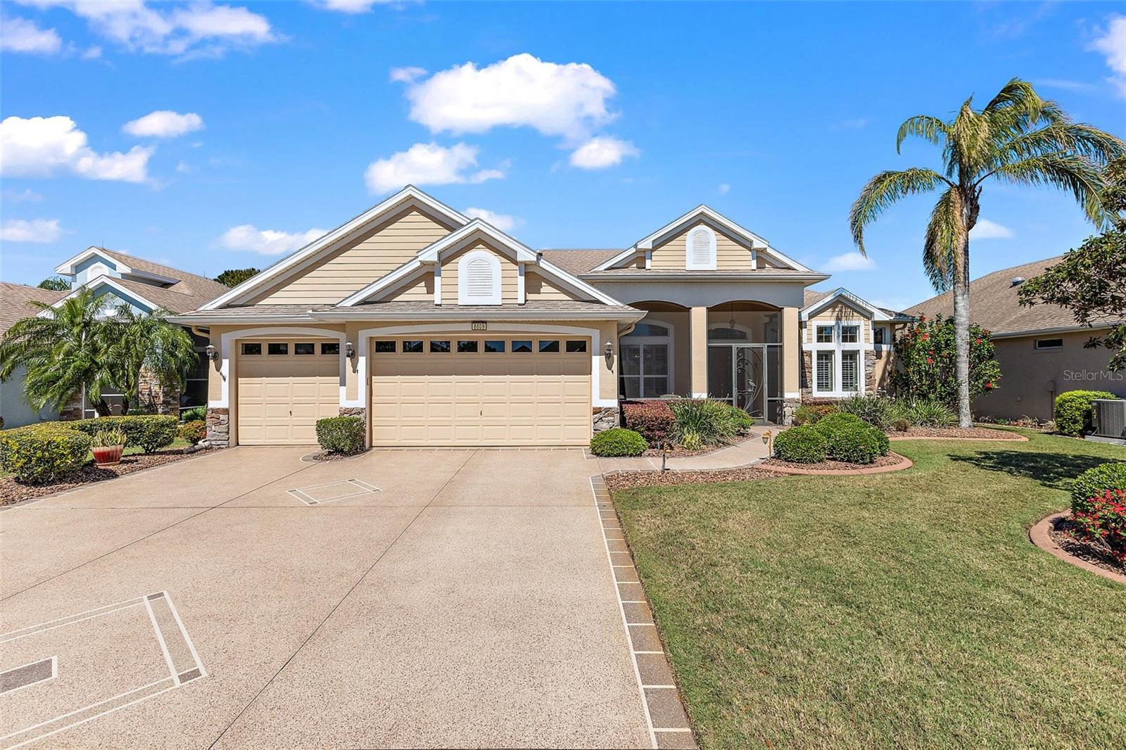 8809 BEACON HILL AVENUE, MOUNT DORA, FL, 32757