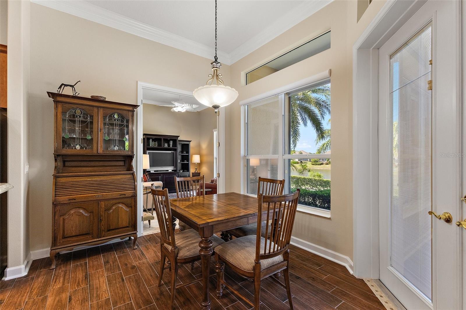 8809 BEACON HILL AVENUE, MOUNT DORA, FL, 32757