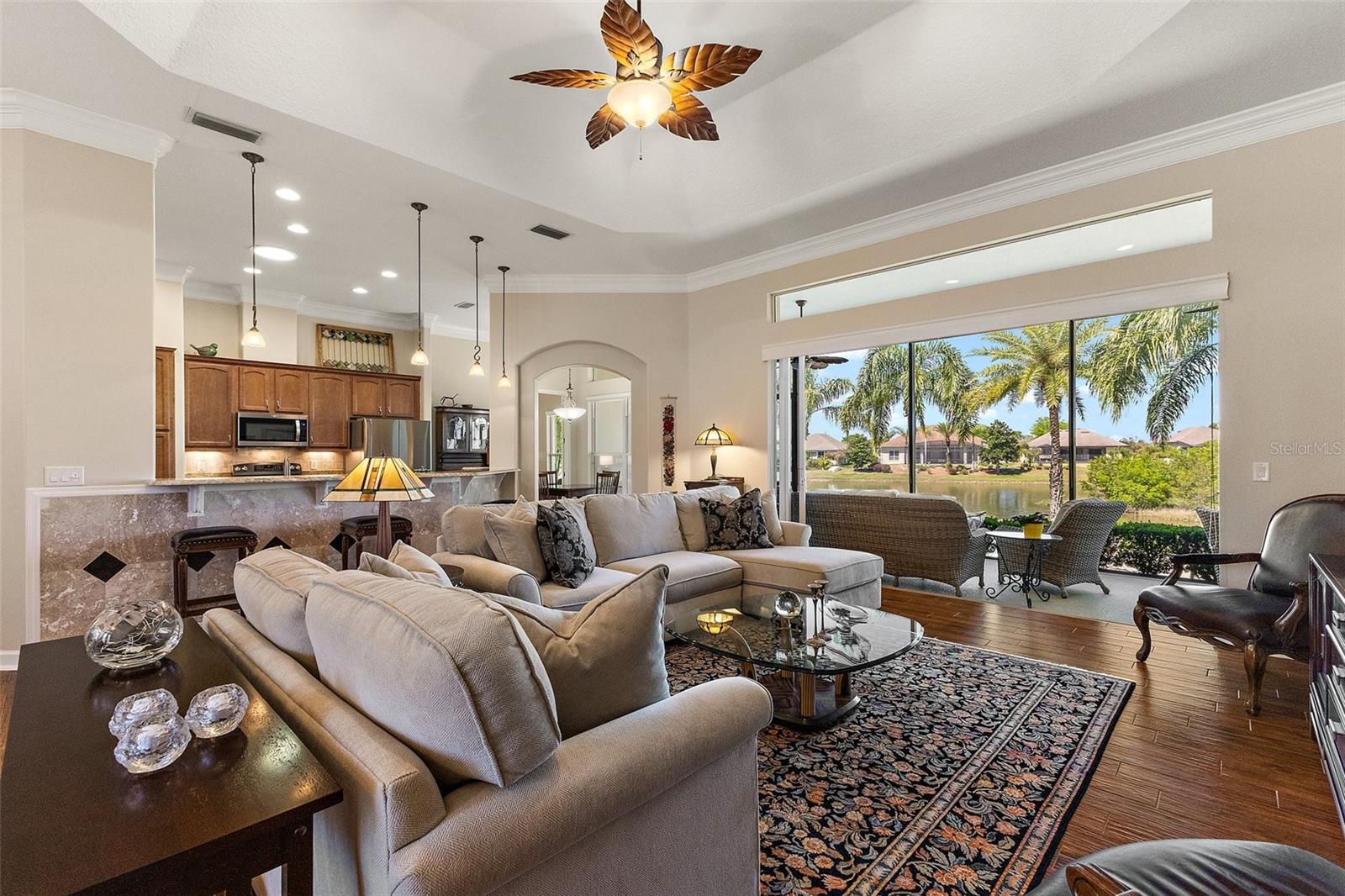 8809 BEACON HILL AVENUE, MOUNT DORA, FL, 32757