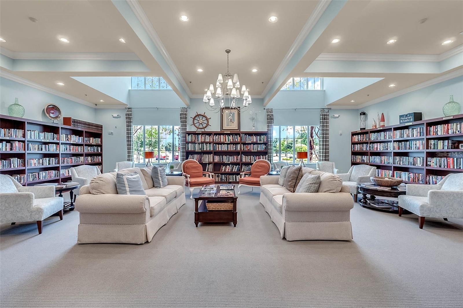 8809 BEACON HILL AVENUE, MOUNT DORA, FL, 32757