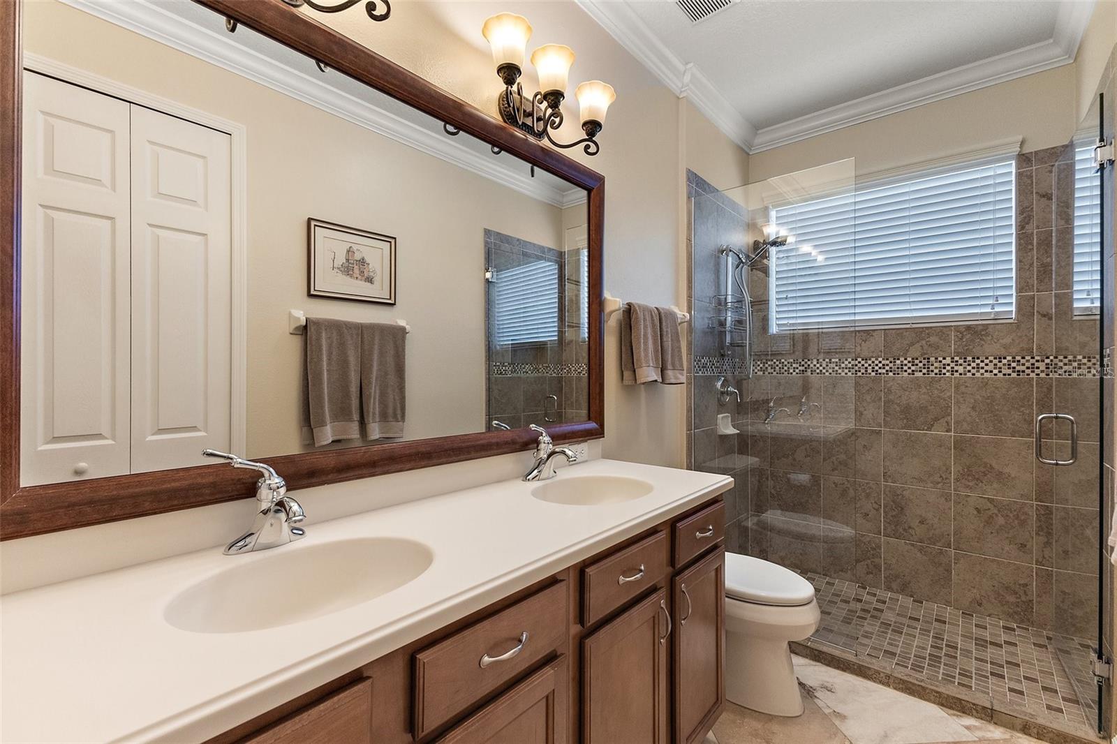 8809 BEACON HILL AVENUE, MOUNT DORA, FL, 32757