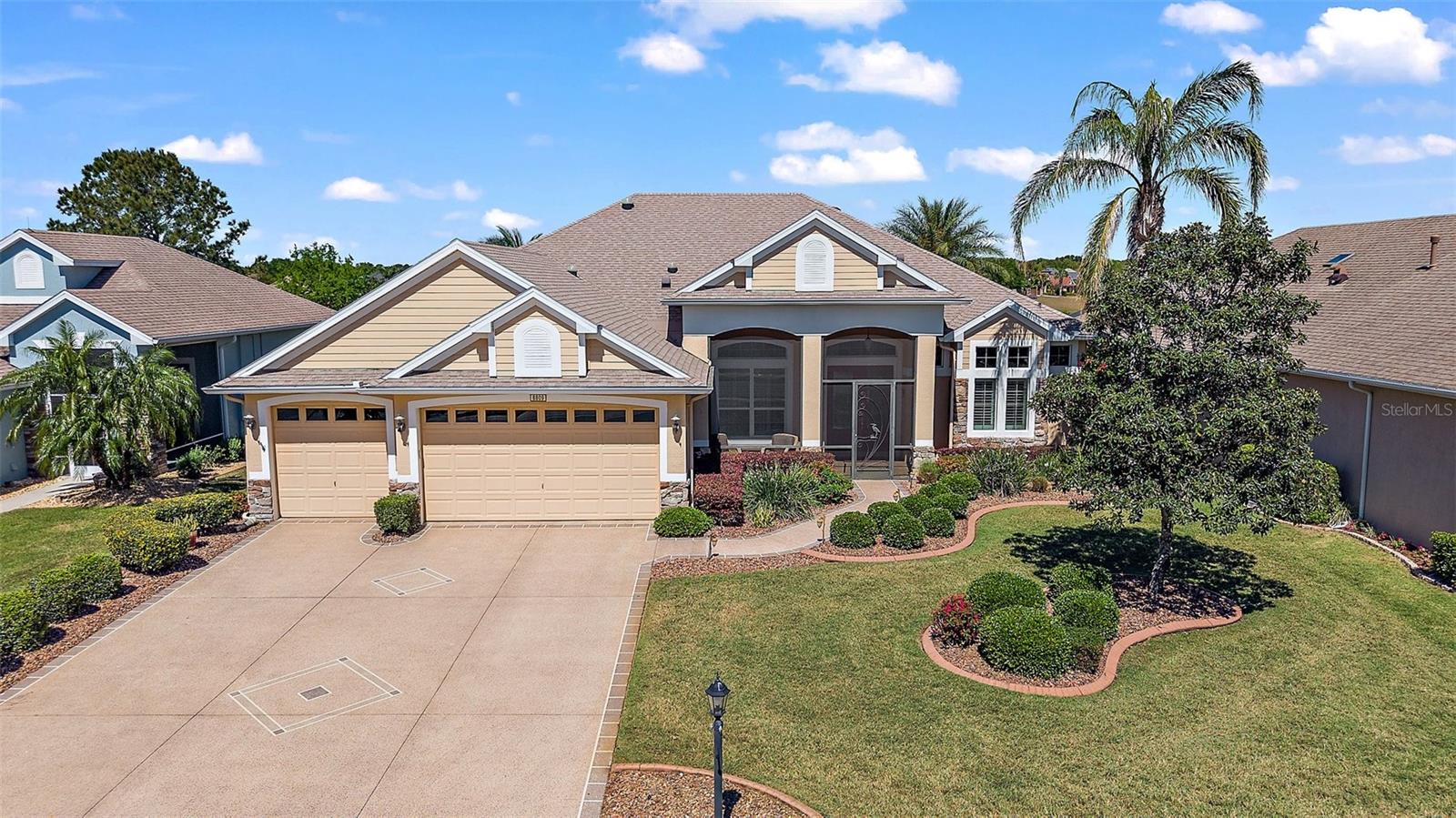 8809 BEACON HILL AVENUE, MOUNT DORA, FL, 32757