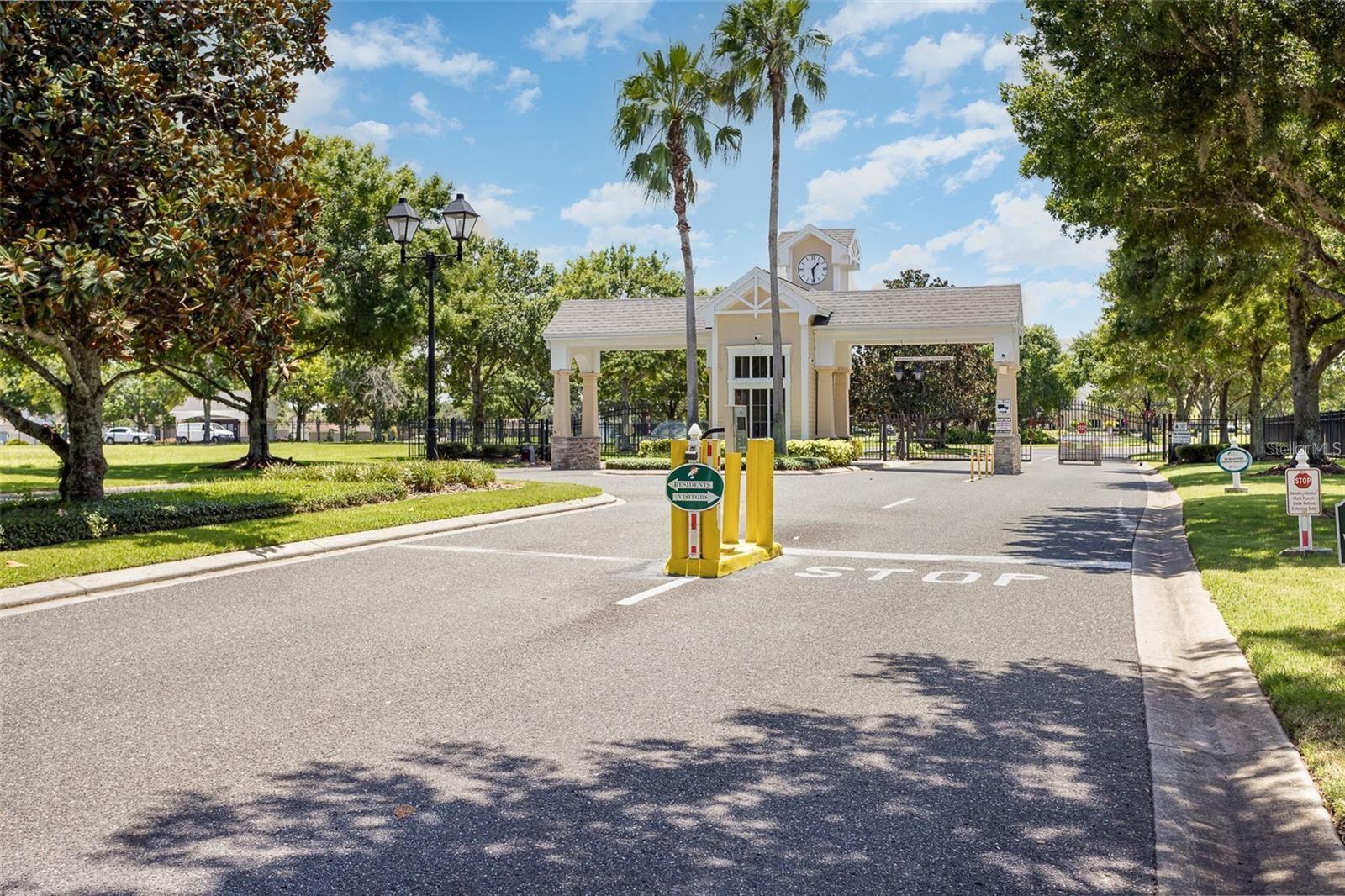 8809 BEACON HILL AVENUE, MOUNT DORA, FL, 32757