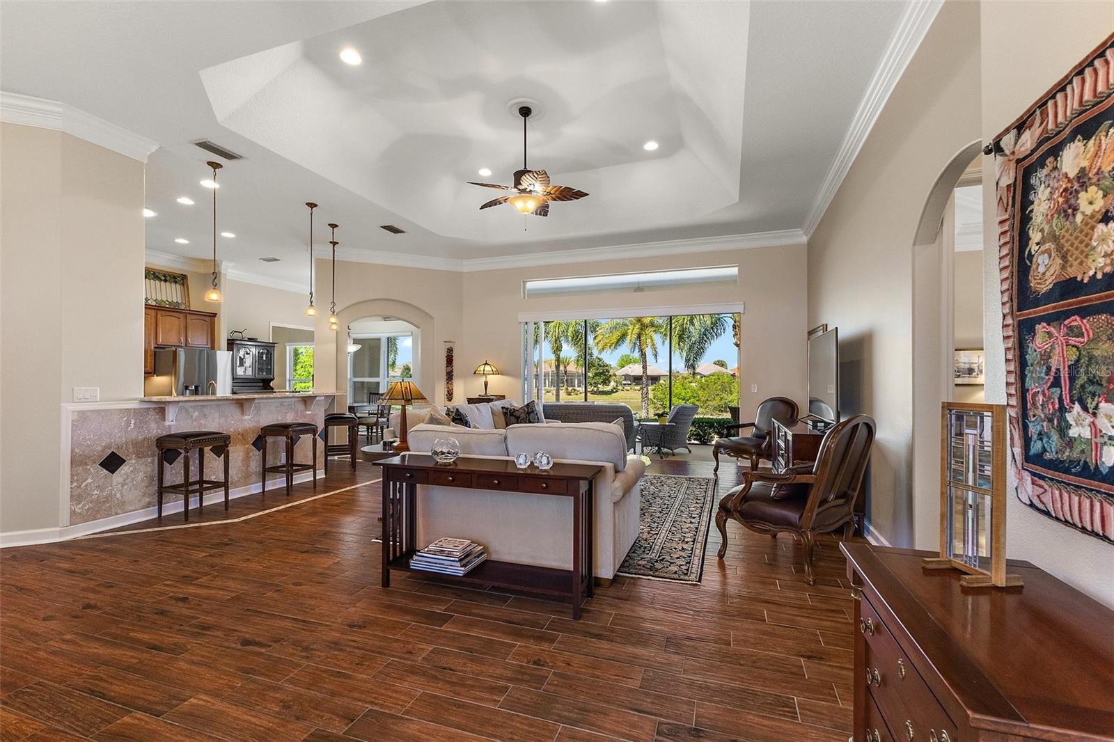 8809 BEACON HILL AVENUE, MOUNT DORA, FL, 32757