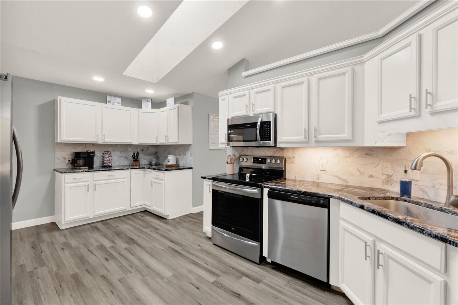 34731 ESTES RD, EUSTIS, FL, 32736