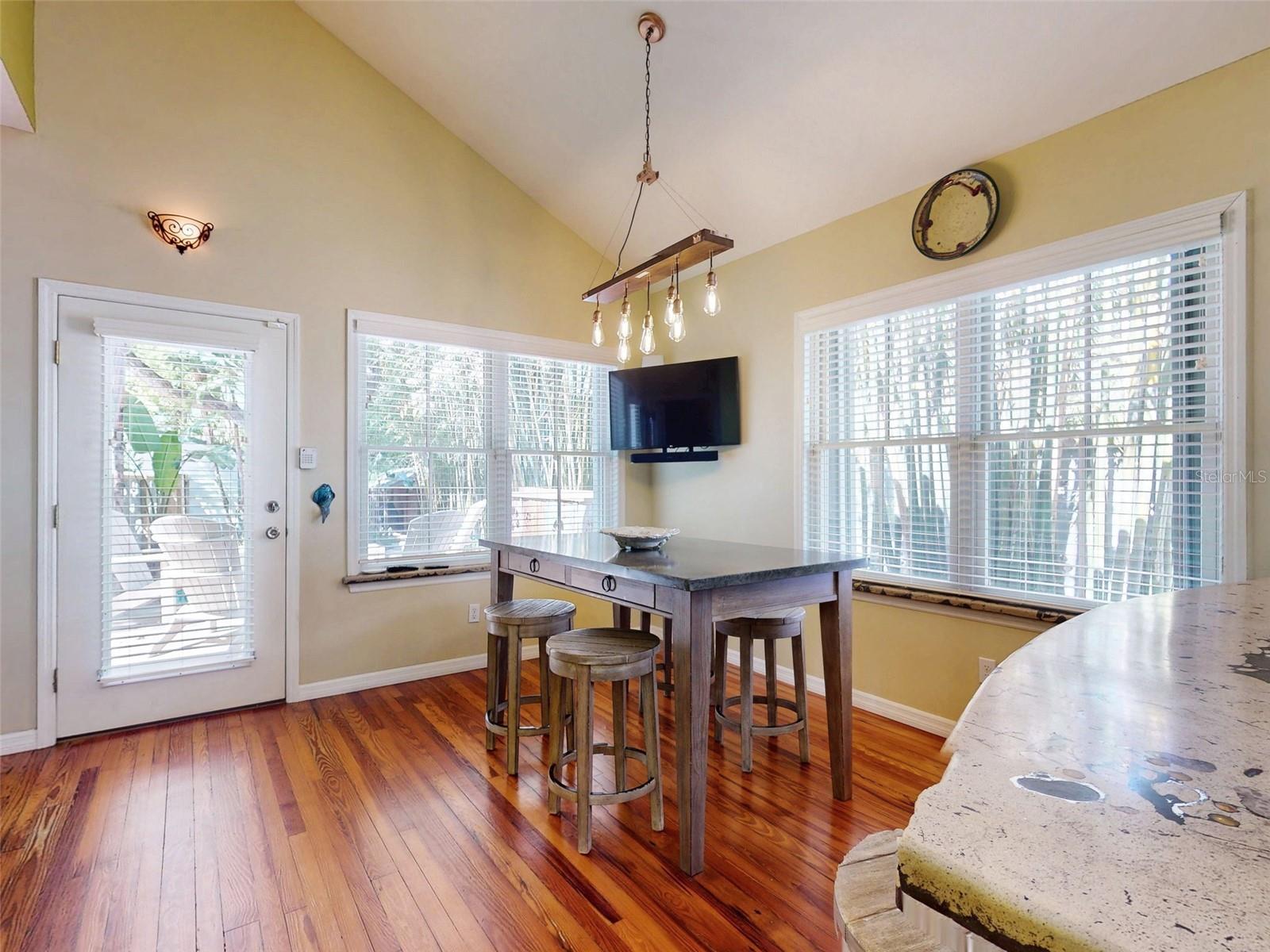 536 FAULKNER ST, NEW SMYRNA BEACH, FL, 32168