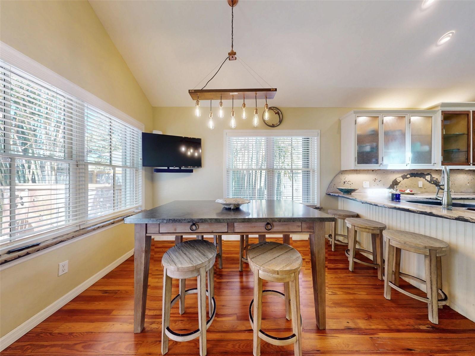 536 FAULKNER ST, NEW SMYRNA BEACH, FL, 32168