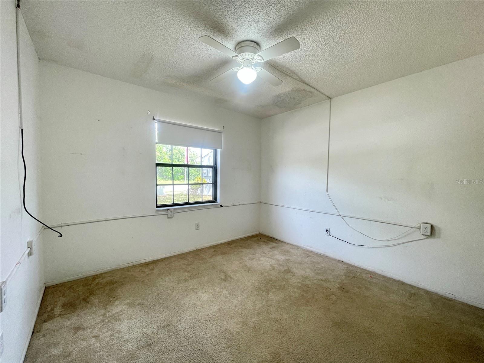 1081 E CORKTREE CIR, PORT CHARLOTTE, FL, 33952