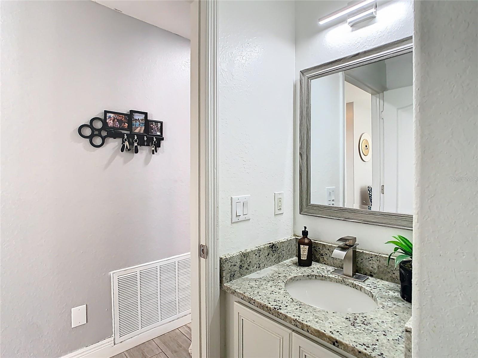 20721 WHITEWOOD WAY, TAMPA, FL, 33647