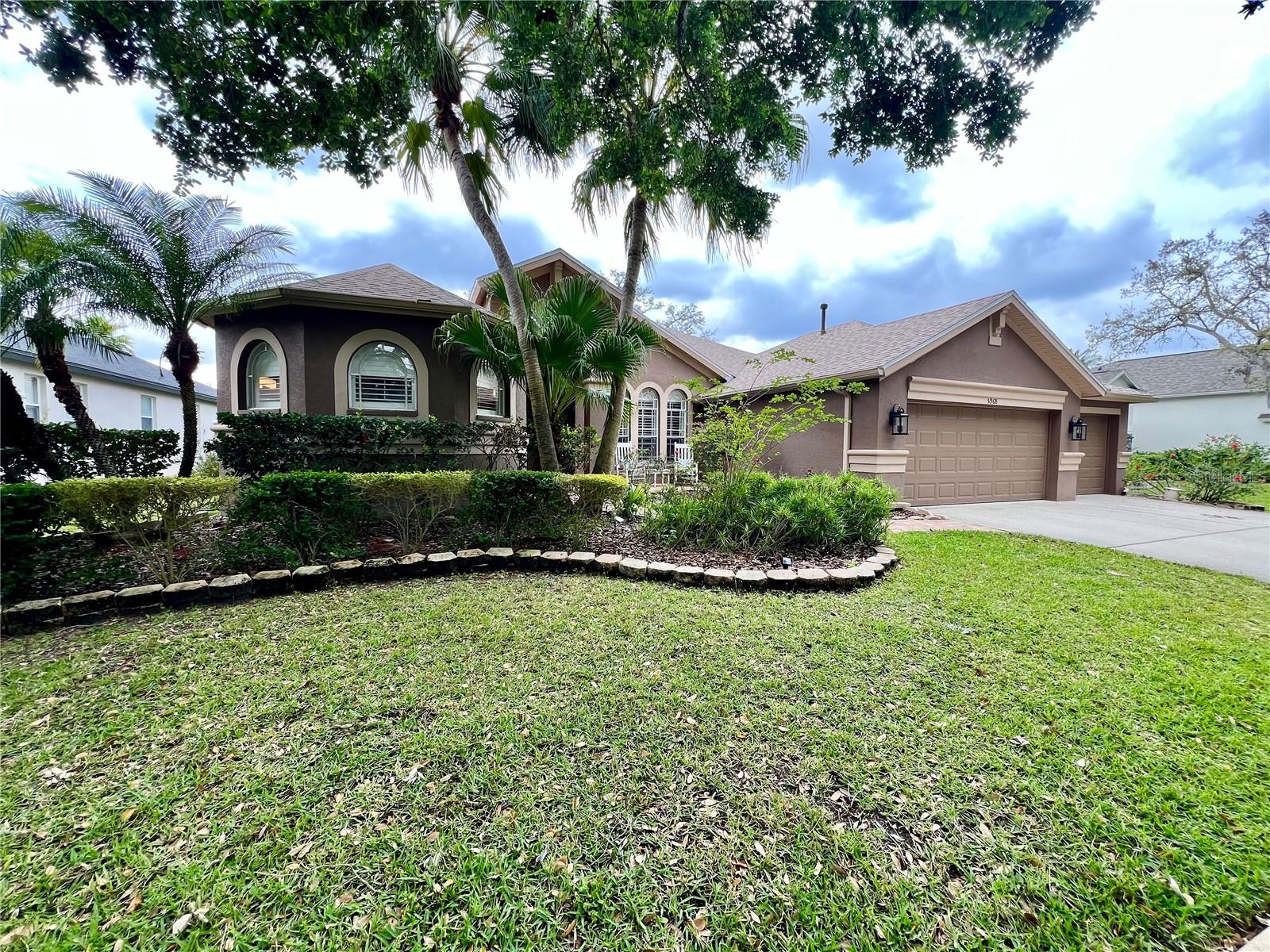5968 JAEGERGLEN DR, LITHIA, FL, 33547