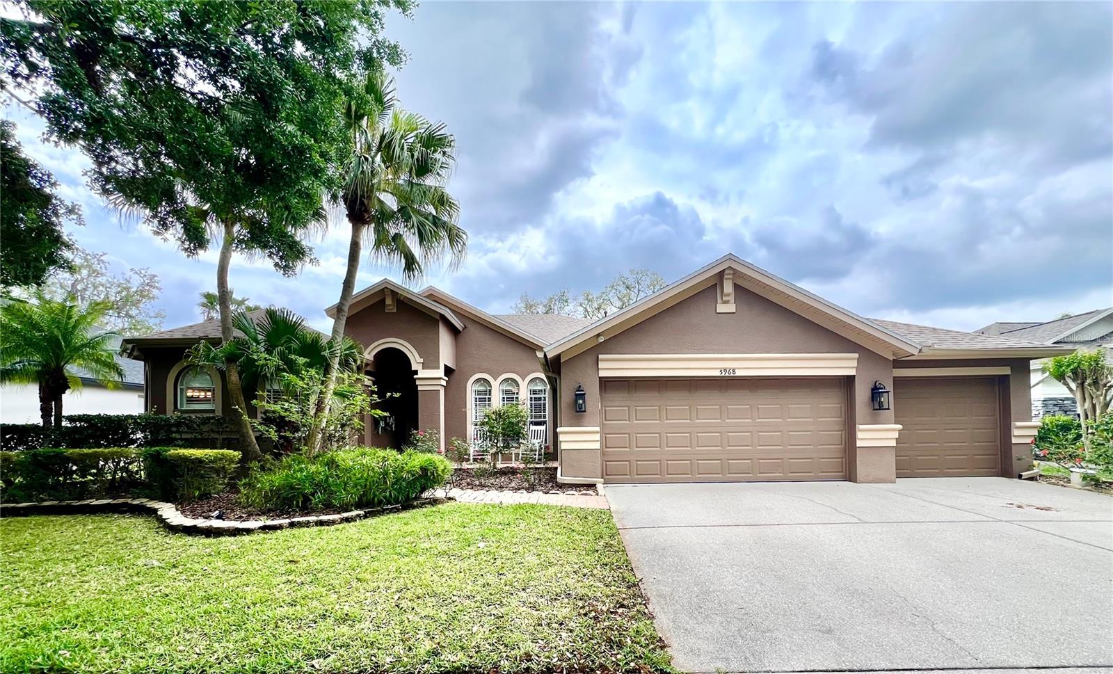 5968 JAEGERGLEN DR, LITHIA, FL, 33547