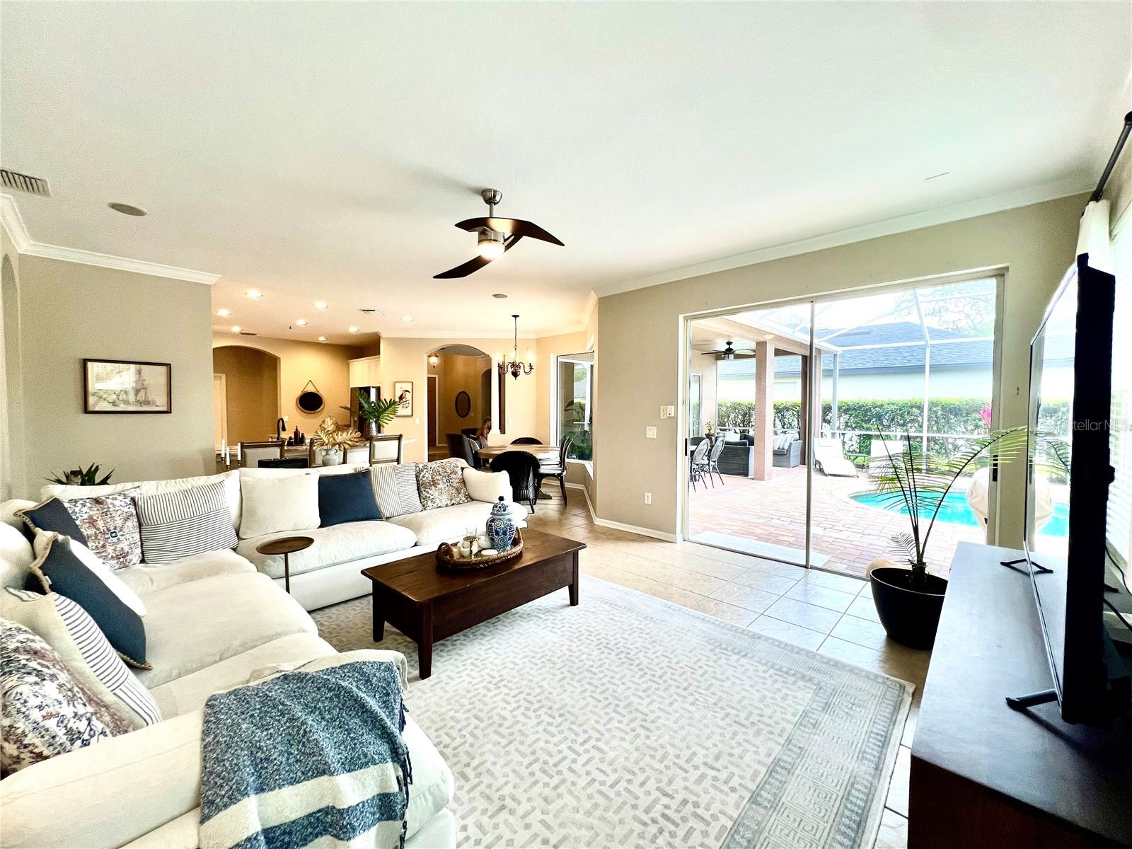 5968 JAEGERGLEN DR, LITHIA, FL, 33547