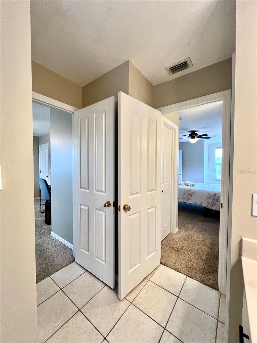 5968 JAEGERGLEN DR, LITHIA, FL, 33547