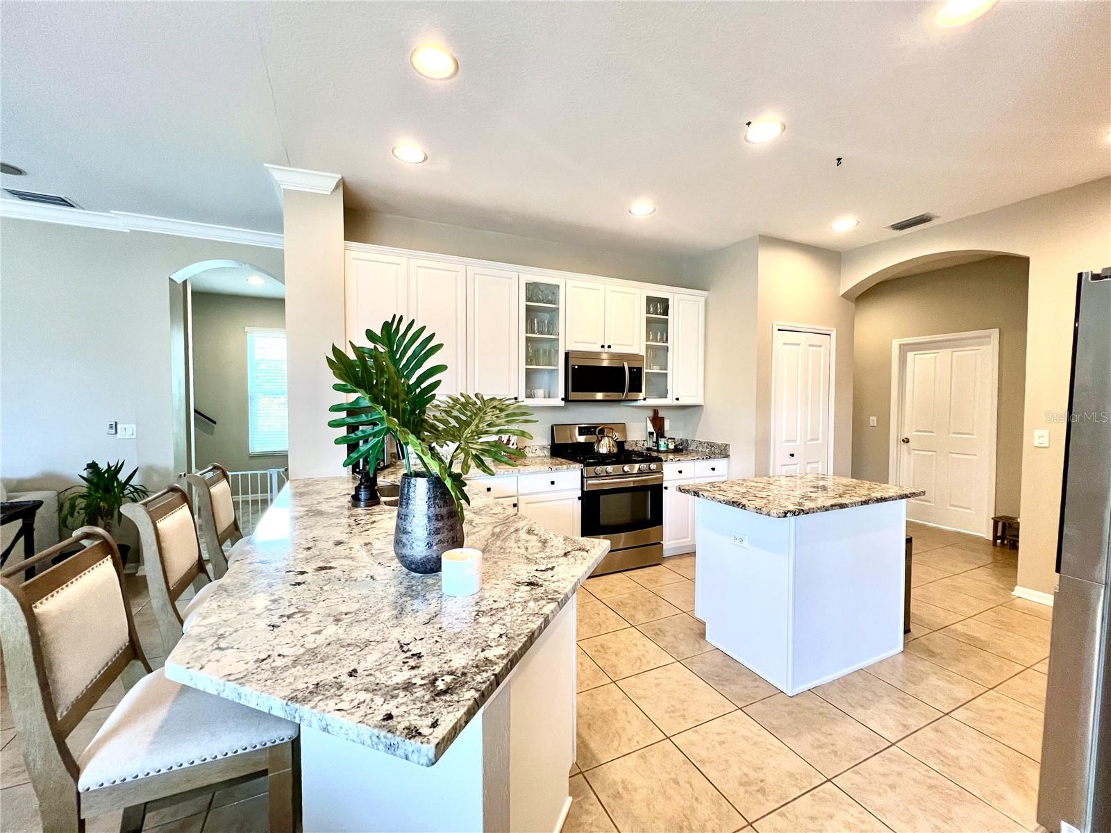 5968 JAEGERGLEN DR, LITHIA, FL, 33547