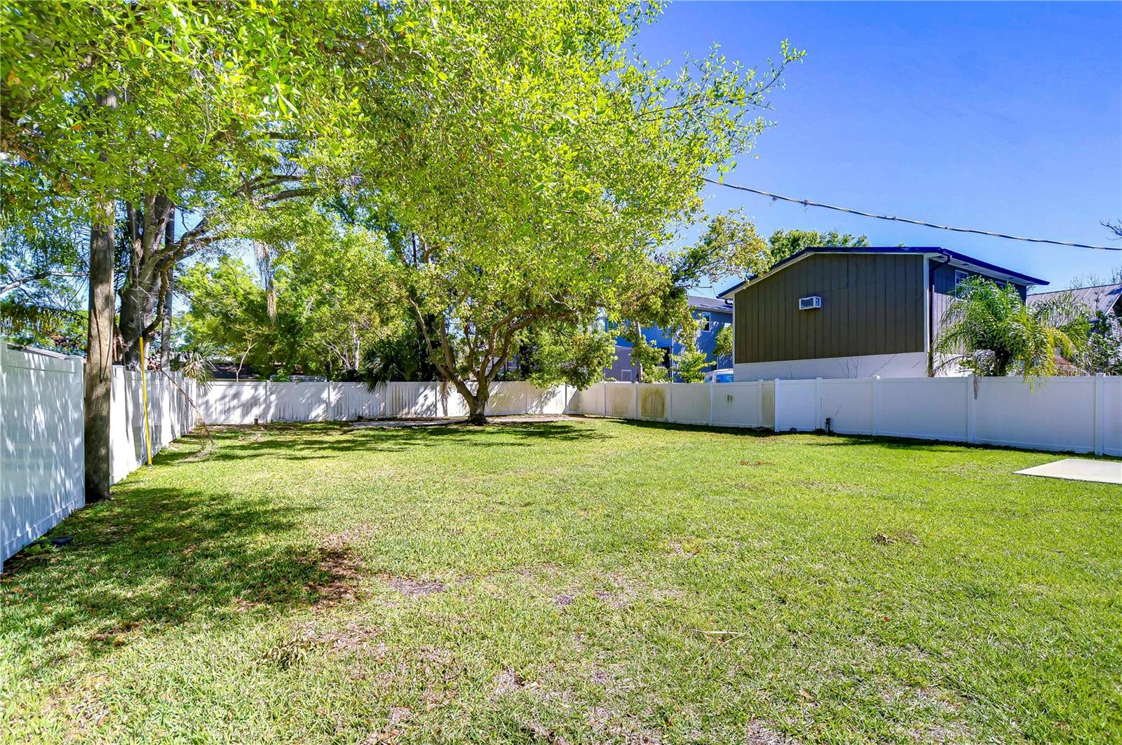 804 SHORE DR W, OLDSMAR, FL, 34677