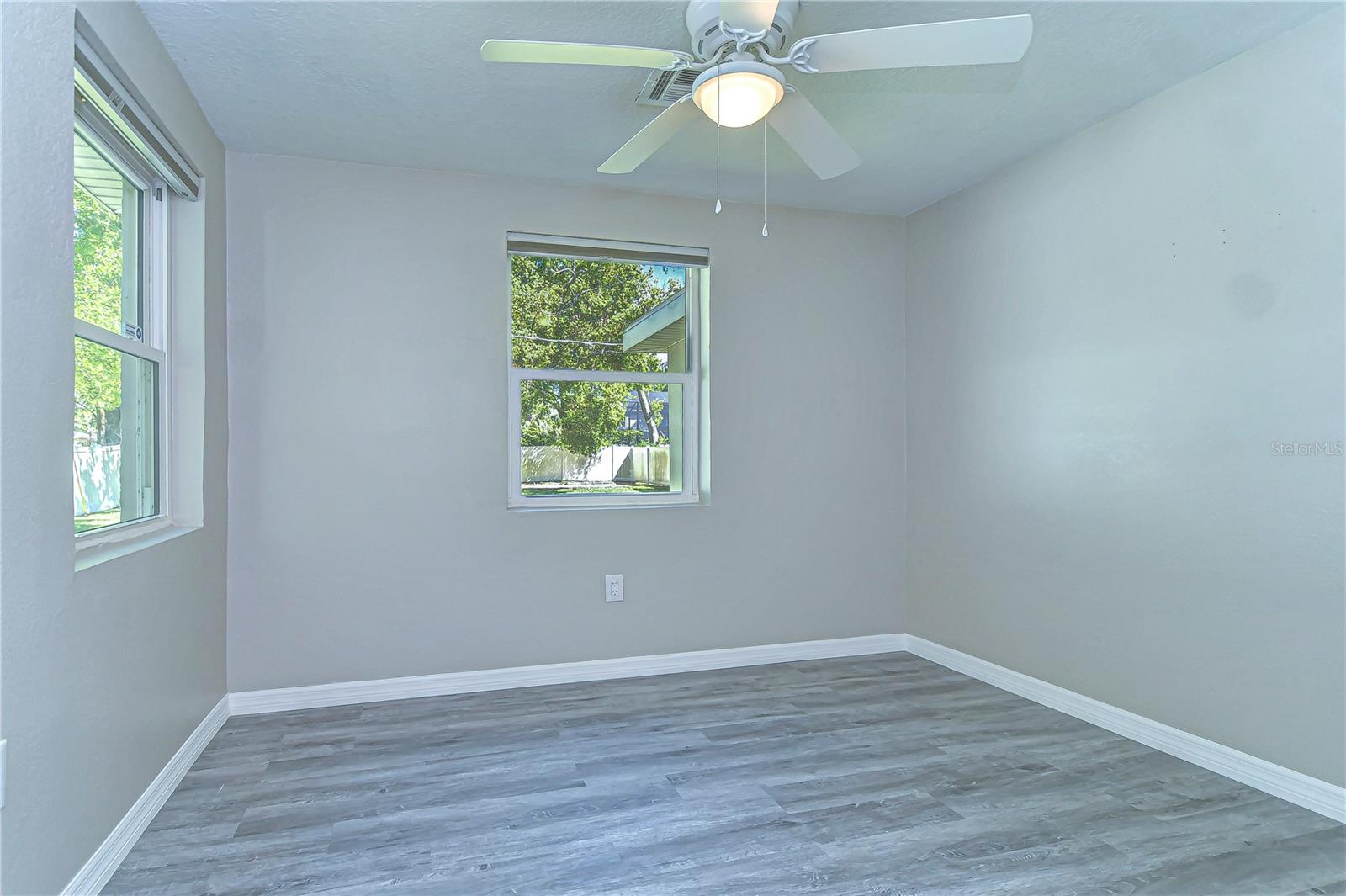 804 SHORE DR W, OLDSMAR, FL, 34677