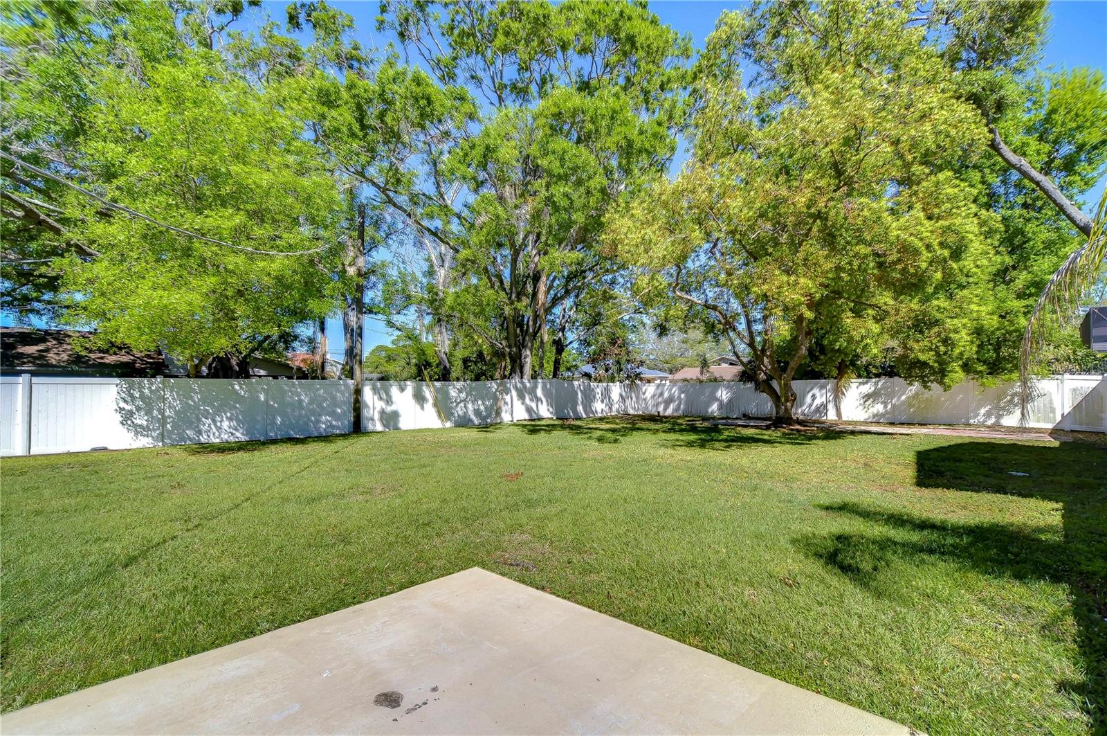 804 SHORE DR W, OLDSMAR, FL, 34677