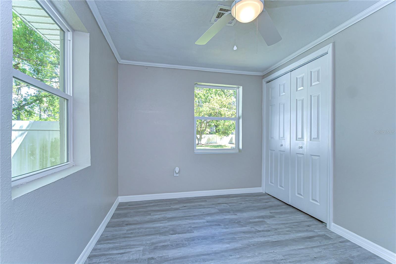 804 SHORE DR W, OLDSMAR, FL, 34677