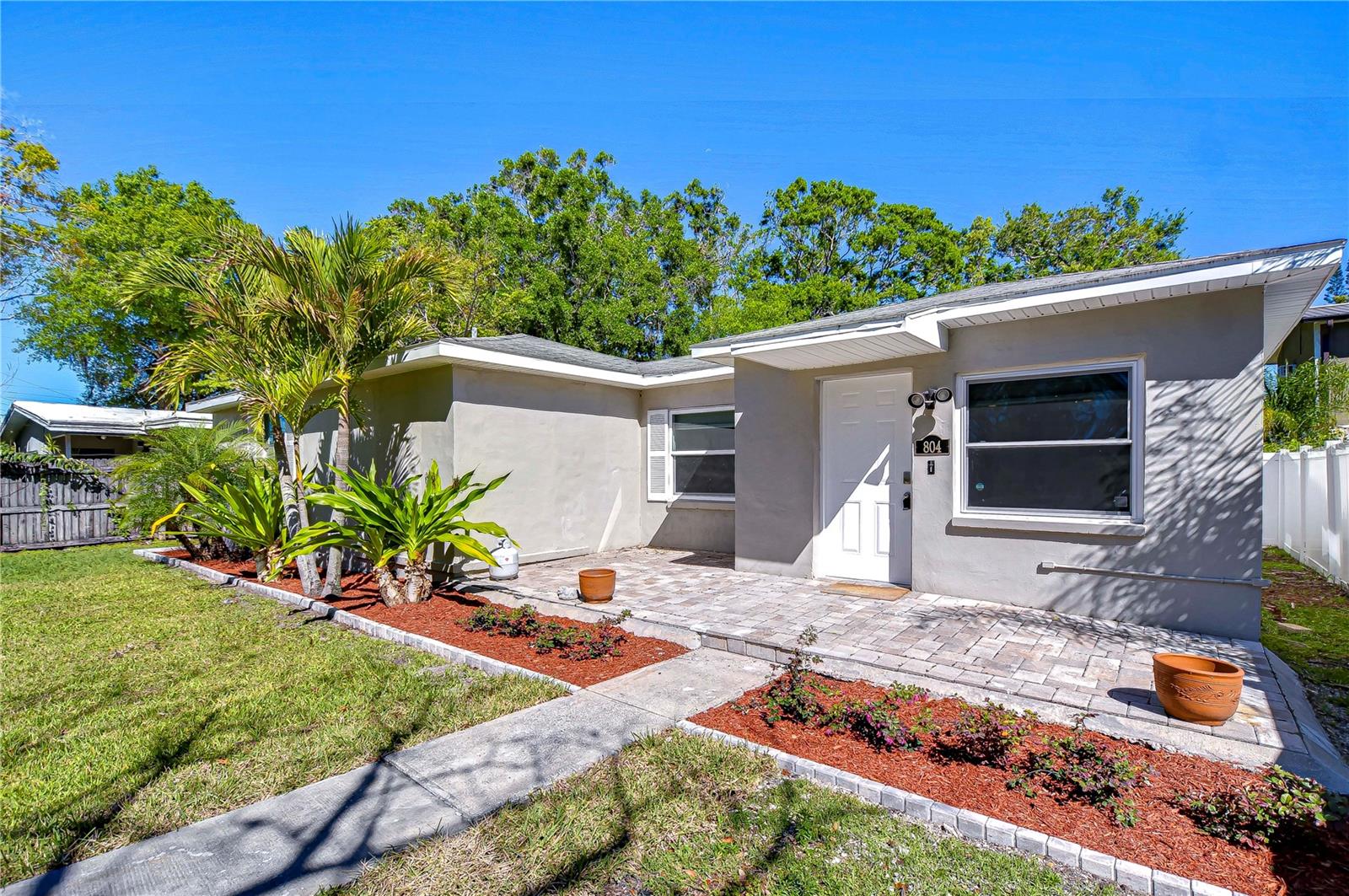804 SHORE DR W, OLDSMAR, FL, 34677