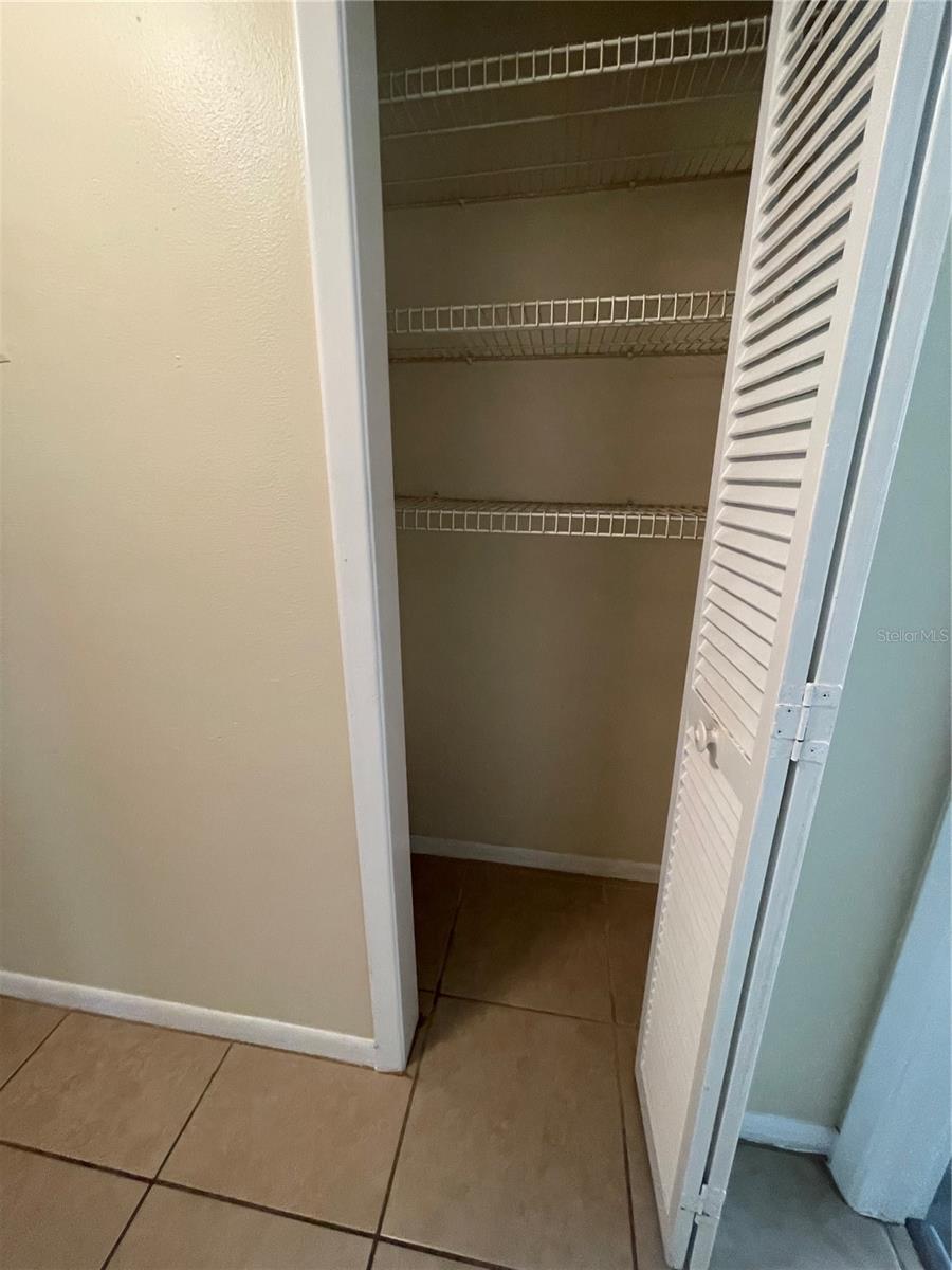 4809 S MOUND AVE #101, TAMPA, FL, 33611