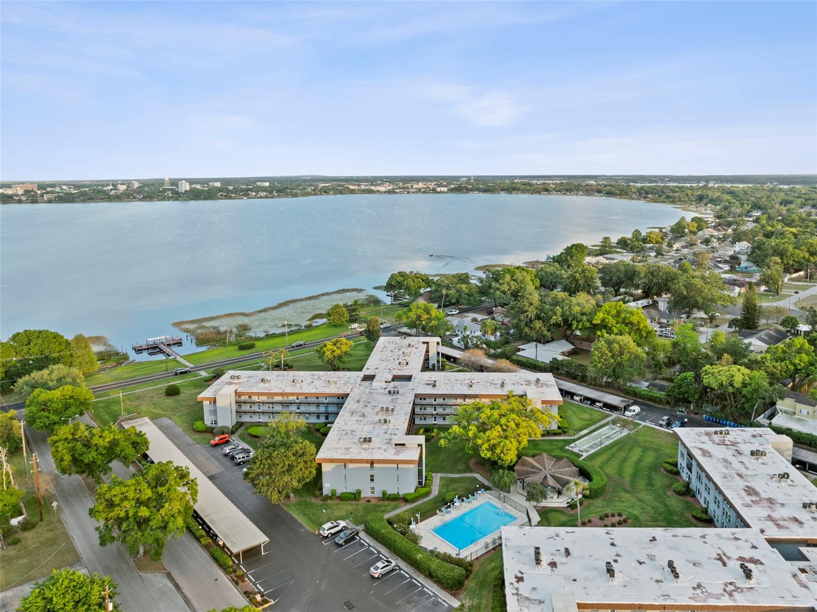 333 LAKE HOWARD DR NW #204D, WINTER HAVEN, FL, 33880