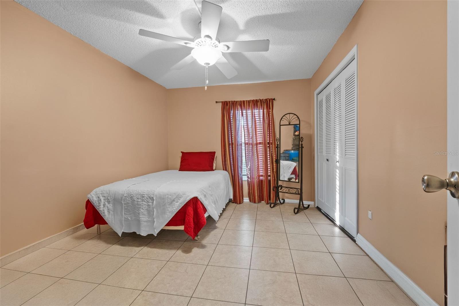 333 LAKE HOWARD DR NW #204D, WINTER HAVEN, FL, 33880