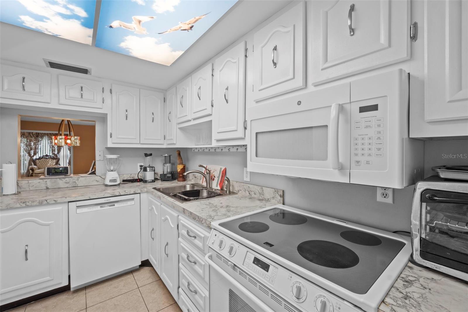 333 LAKE HOWARD DR NW #204D, WINTER HAVEN, FL, 33880