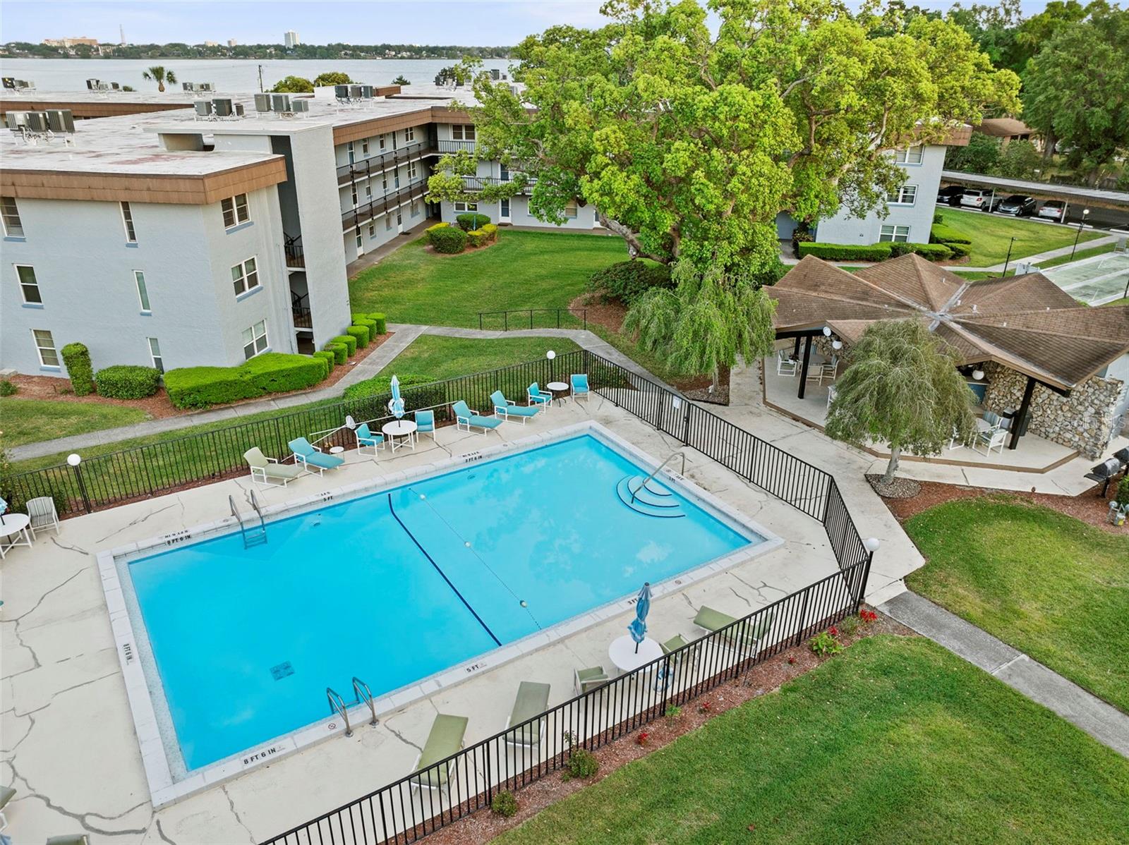 333 LAKE HOWARD DR NW #204D, WINTER HAVEN, FL, 33880