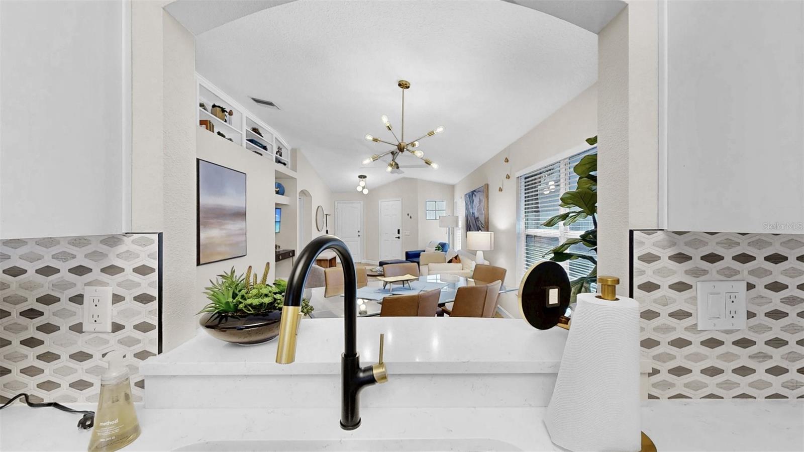 8307 QUARTER HORSE DR, RIVERVIEW, FL, 33578