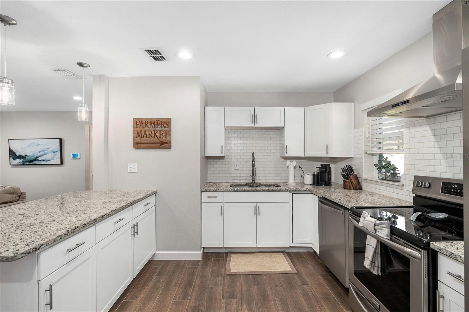 4105 W FAIR OAKS AVE, TAMPA, FL, 33611