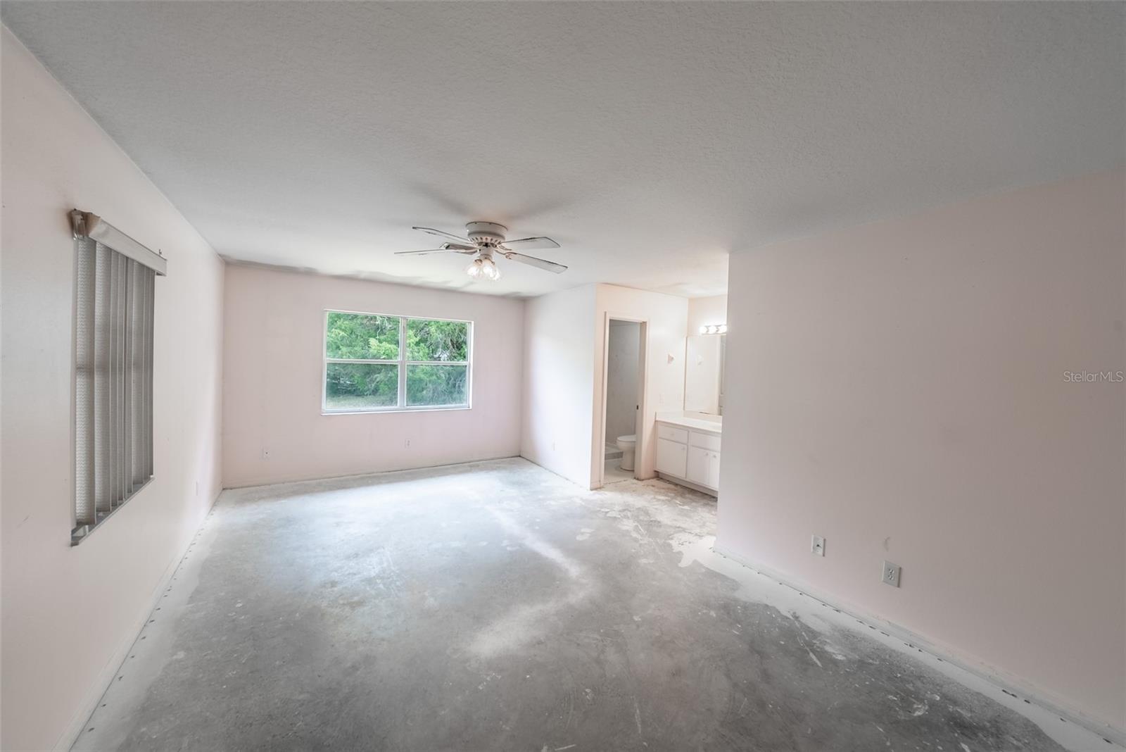 327 SE 62ND TER, OCALA, FL, 34472