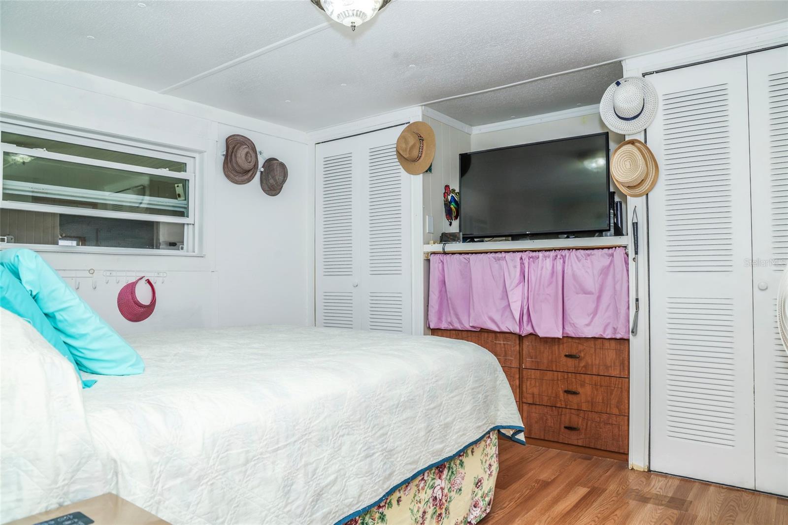 303 50TH AVE W, BRADENTON, FL, 34207