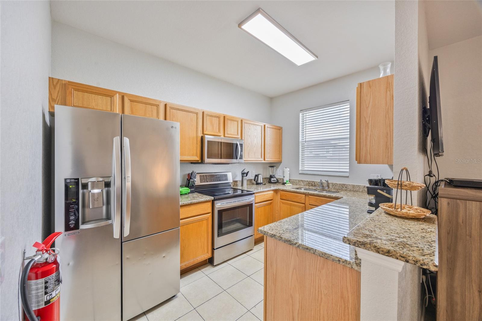 2724 CALABRIA, DAVENPORT, FL, 33897